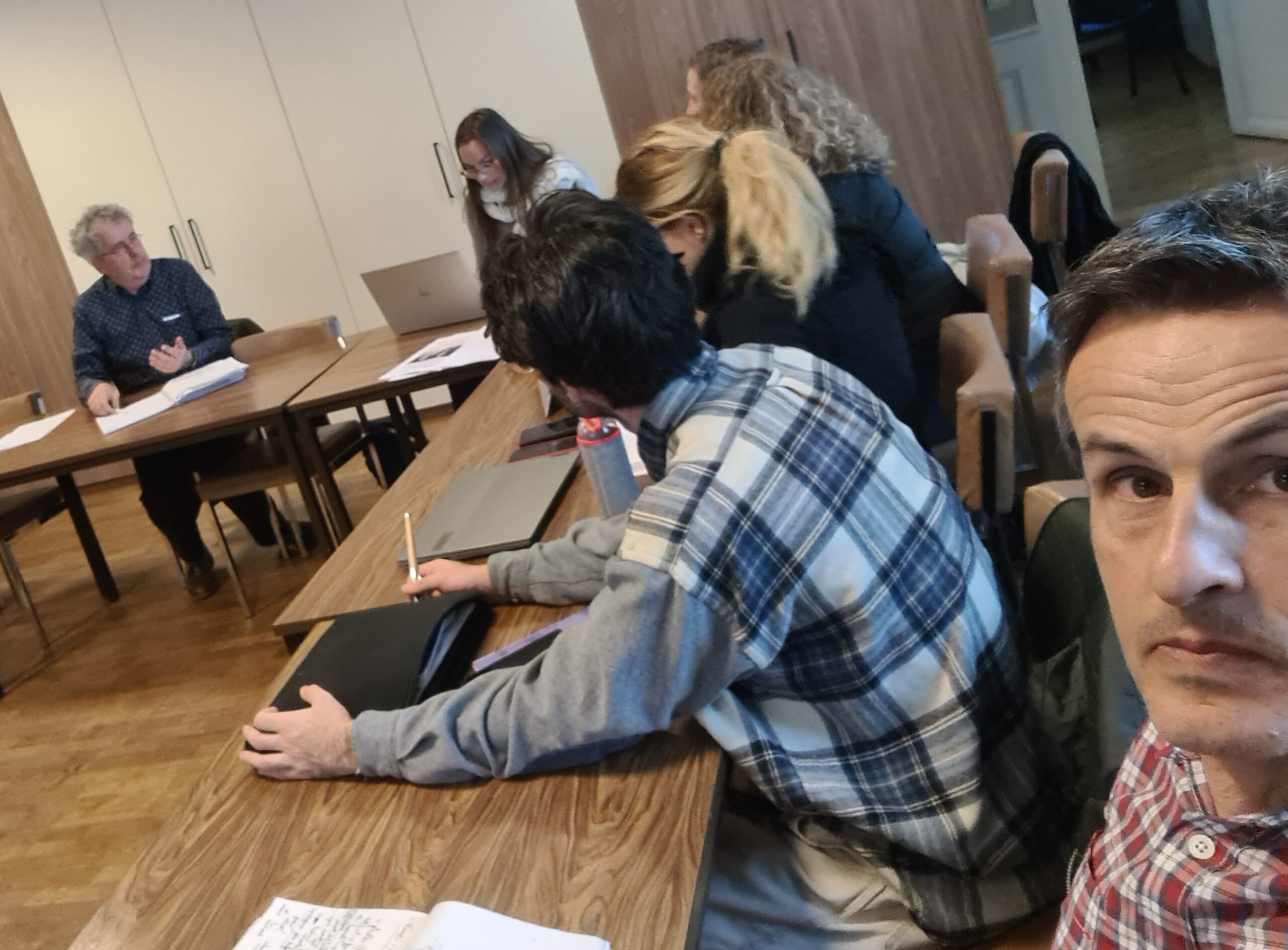 Réunion préparatoire à la semaine de la résilience 2024 à la mairie de Muttersholtz avec la CCI et le SDEA : Ici est né l'opération "Muttersholtz capitale de la résilience". Printemps 2024